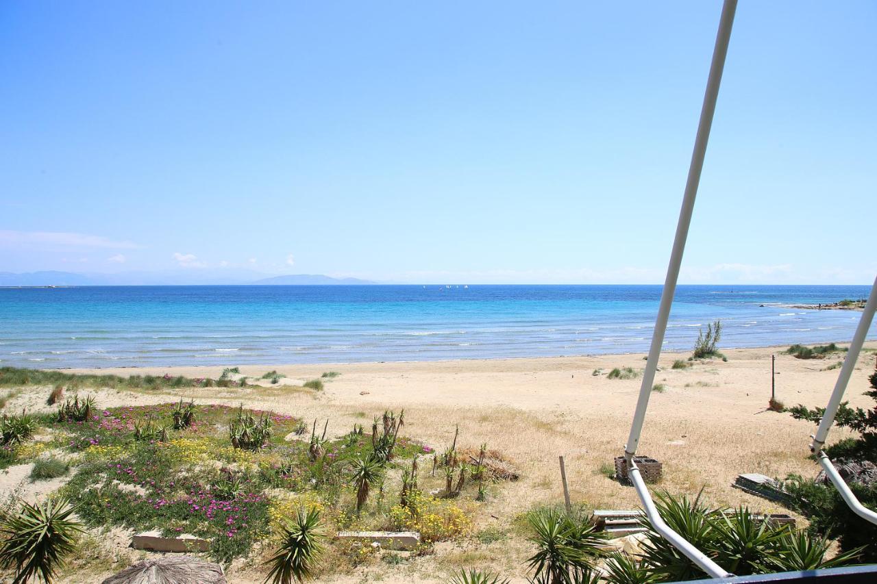 Nami Sea View Near Airport Apartment อาร์เตมีดา ภายนอก รูปภาพ