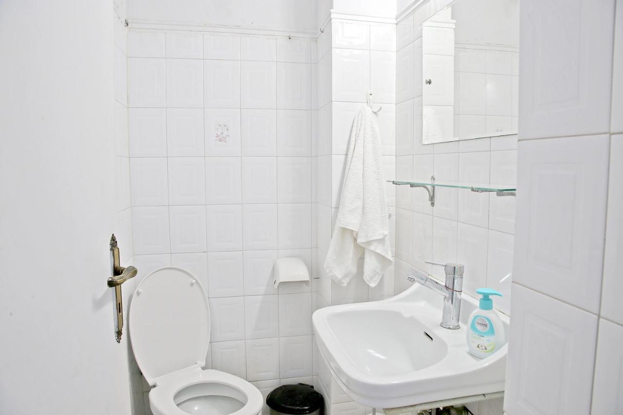 Nami Sea View Near Airport Apartment อาร์เตมีดา ภายนอก รูปภาพ